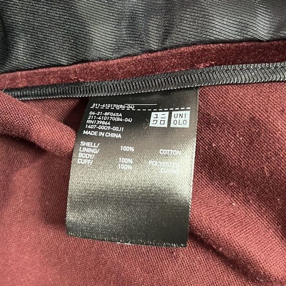 Uniqlo X Ines De La Fressange burgundy velvet blazer - Picture 9 of 9